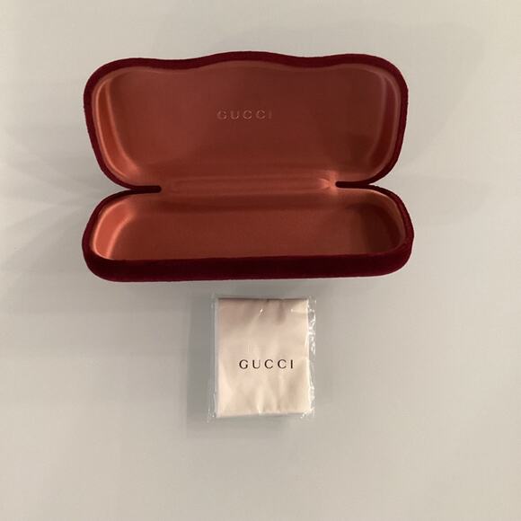 Gucci Designer Eye Glass Case with Cloth - Picture 1 of 2
